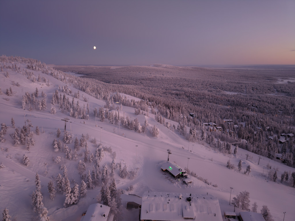 Uncrowded ski slopes at Pyhä Ski Resort in Lapland, Finland