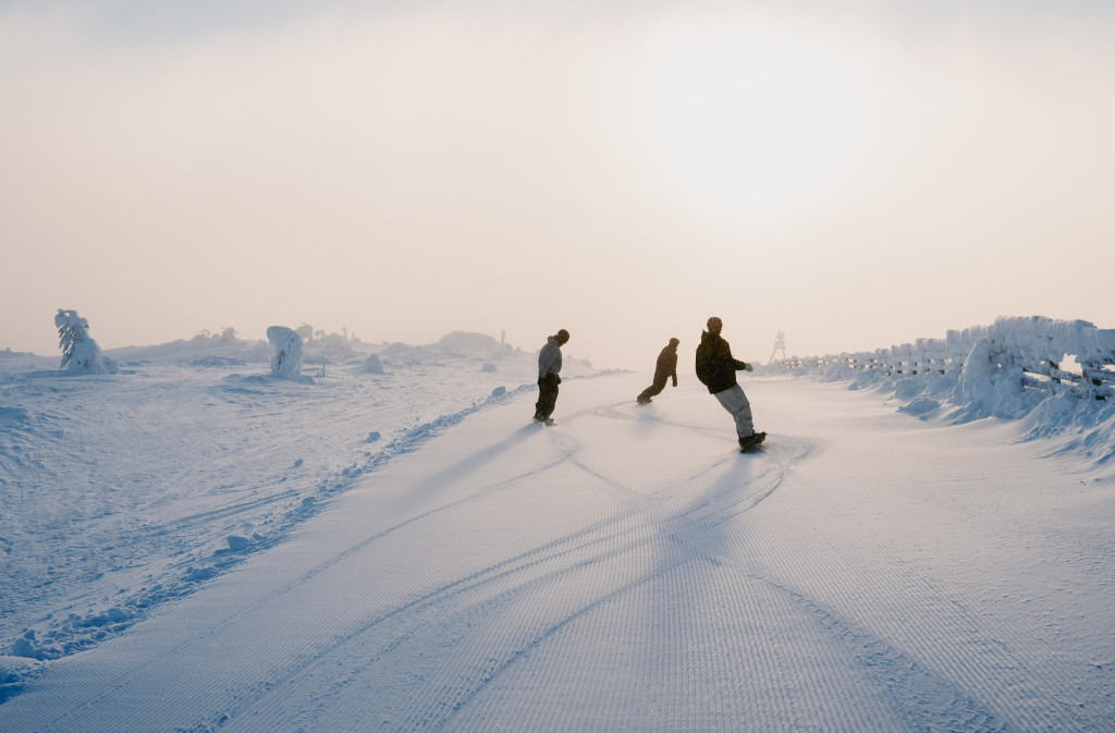 Family skiing at Pyhä Ski Resort in Lapland near Rovaniemi