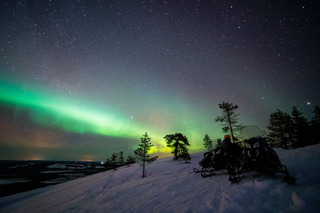 Northern Lights Electric Snowmobile Tour by Experience Pyha