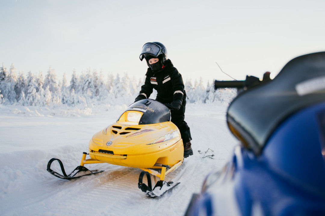 Kids’ Snowmobile & Family Sleigh Ride