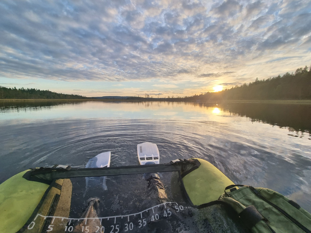 Pyhä Safaris Float tube fishing