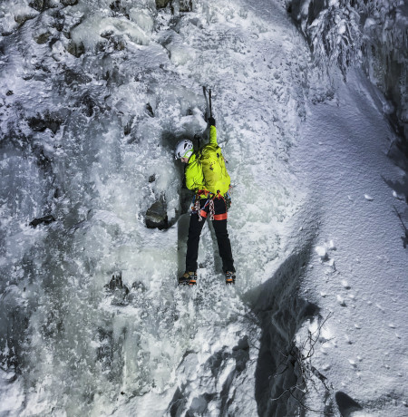 Ice Climbing Course in Pyhä