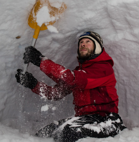  Bliss Adventure Arctic Night – A Survival Workshop