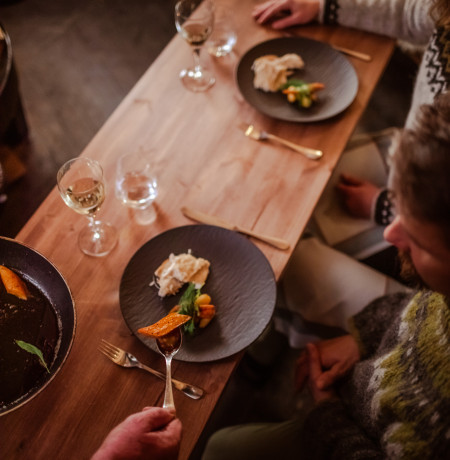 Restaurant Aihki - Tastes of Lapland by the Campfire