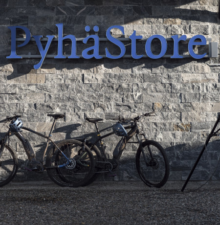 PyhäStore