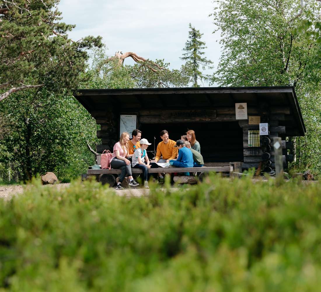 VisitPyhaLuosto-laavu