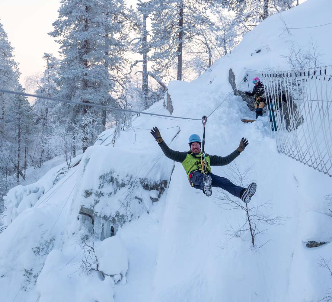 pyhakuru seikkailupuisto talviseikkailu