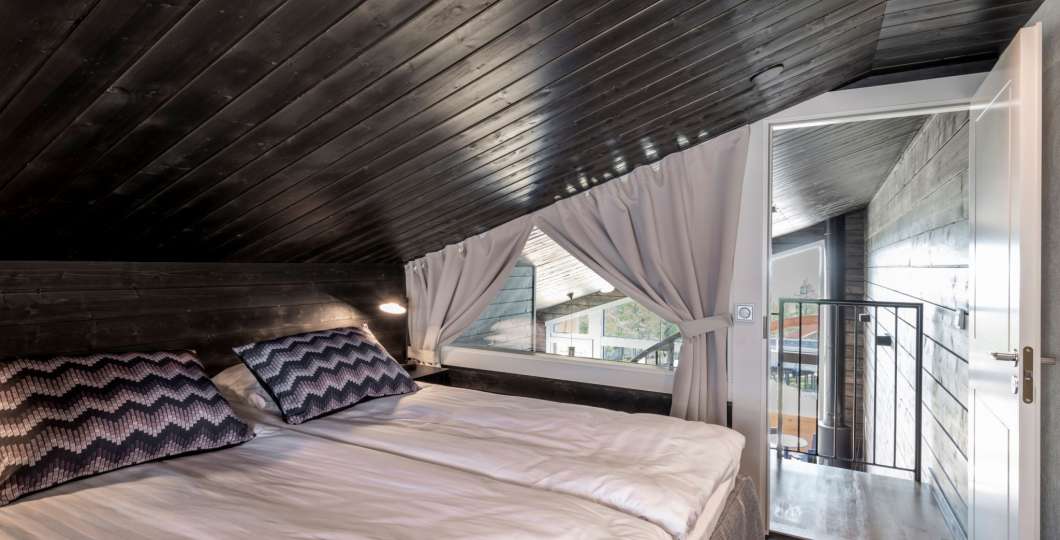 PL130 bedroom