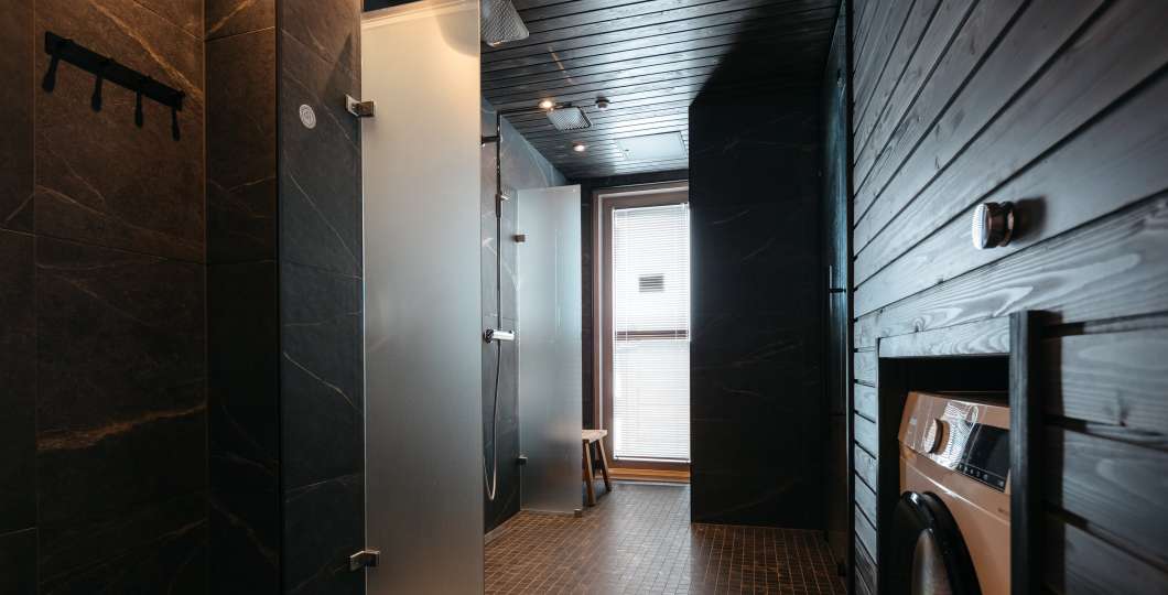 Kultakero Ski-Inn Pore89 kylpyhuone