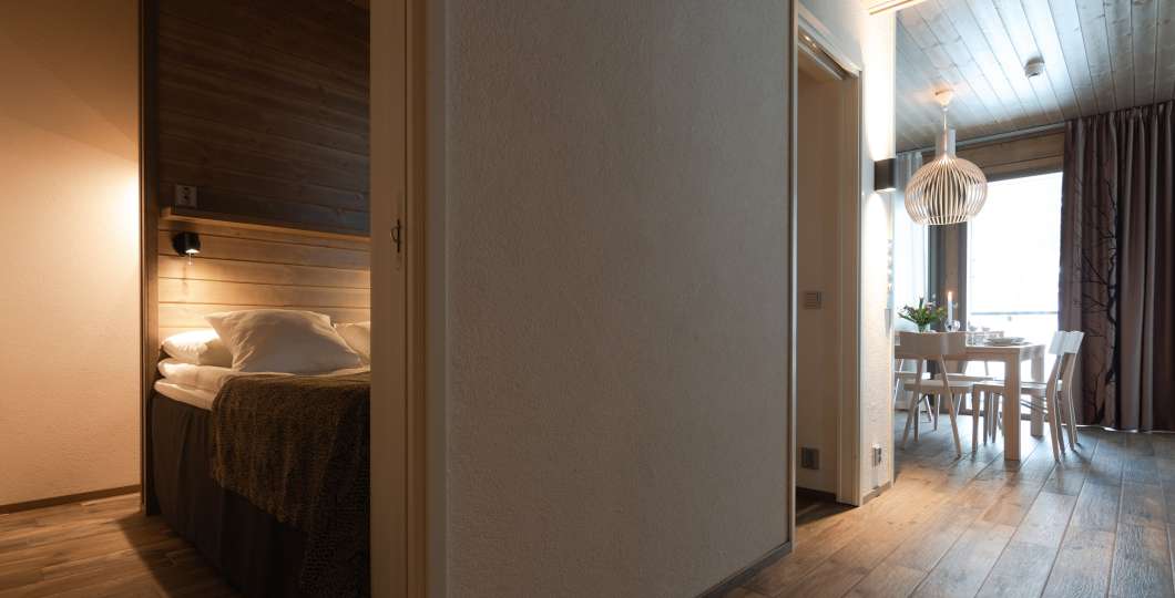 Kultakero Ski-Inn Pore89 käytävä
