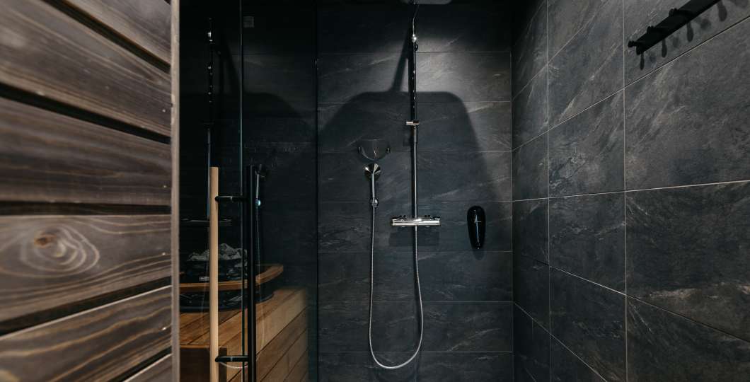 Kultakero Tokka53 Ski-Inn kylpyhuone